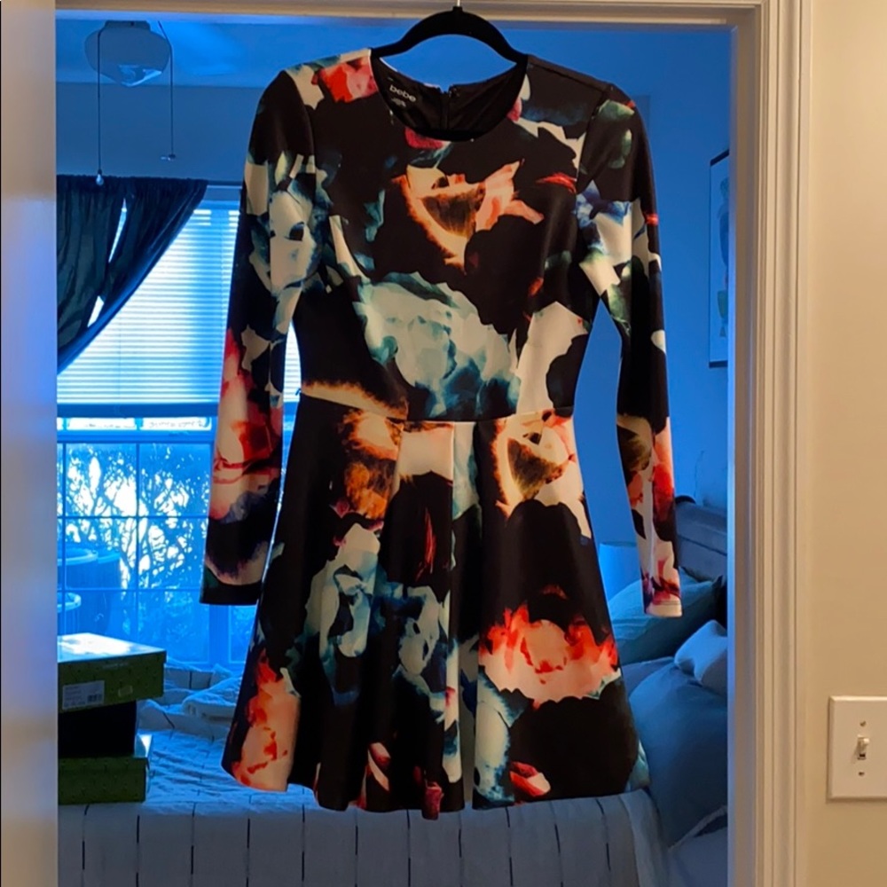 Bebe dress